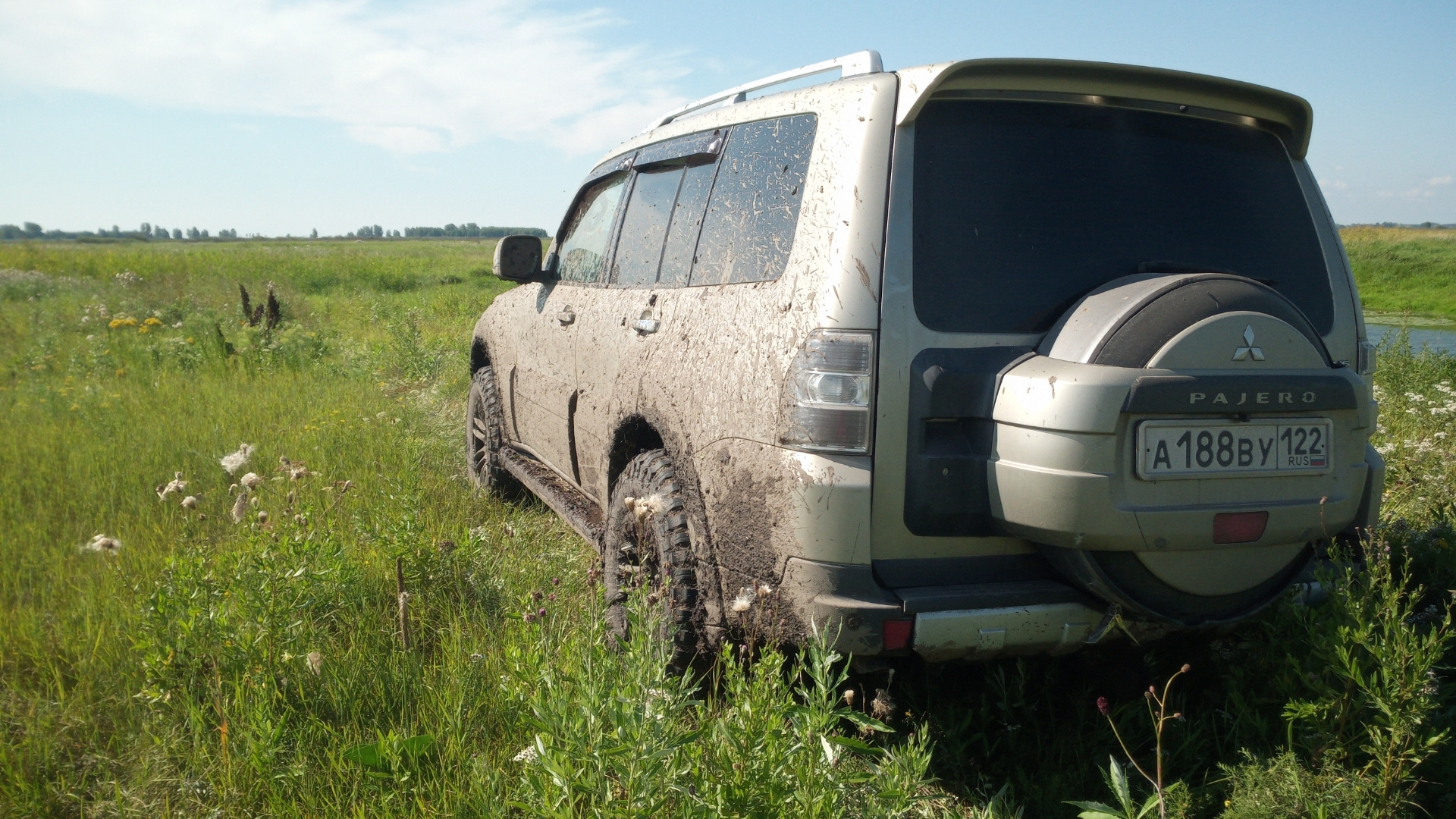 Mitsubishi pajero 4 расход