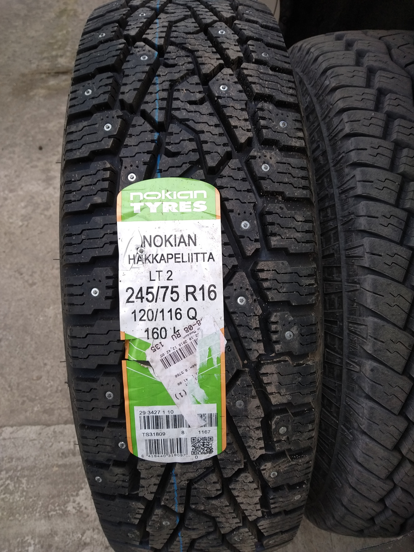 Nokian hakkapeliitta r3 r16. Hakkapeliitta lt2. Nokian Tyres Hakkapeliitta lt2. Nokian Tyres Hakkapeliitta lt3 r16 245/75 120/116q шип. Nokian Hakkapeliitta lt.