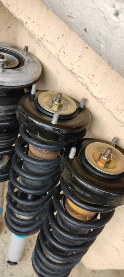 Амортизаторы бмв е39 на BMW 5 series (E39). Б/у | 10 000 ₽ в городе ...