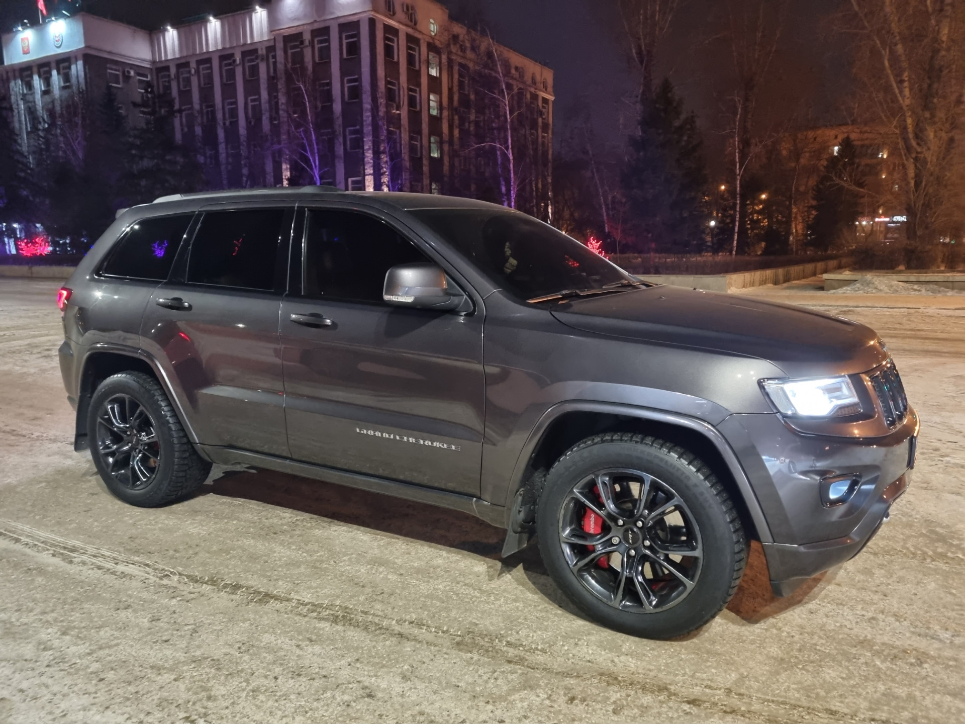 Grand Cherokee антихром