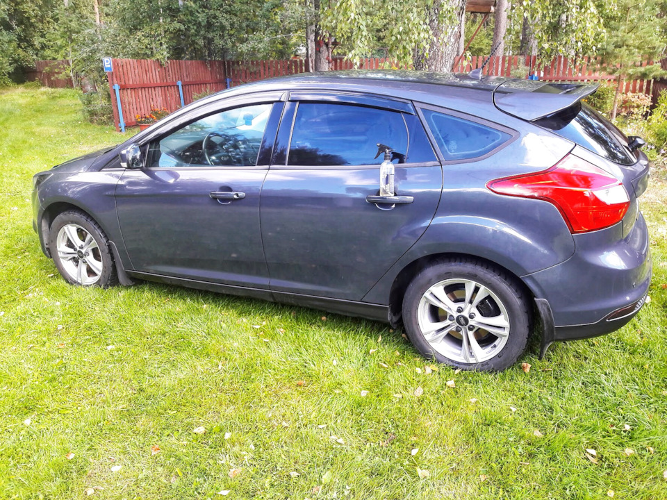 Фунфырик от битума ) — Ford Focus Hatchback III