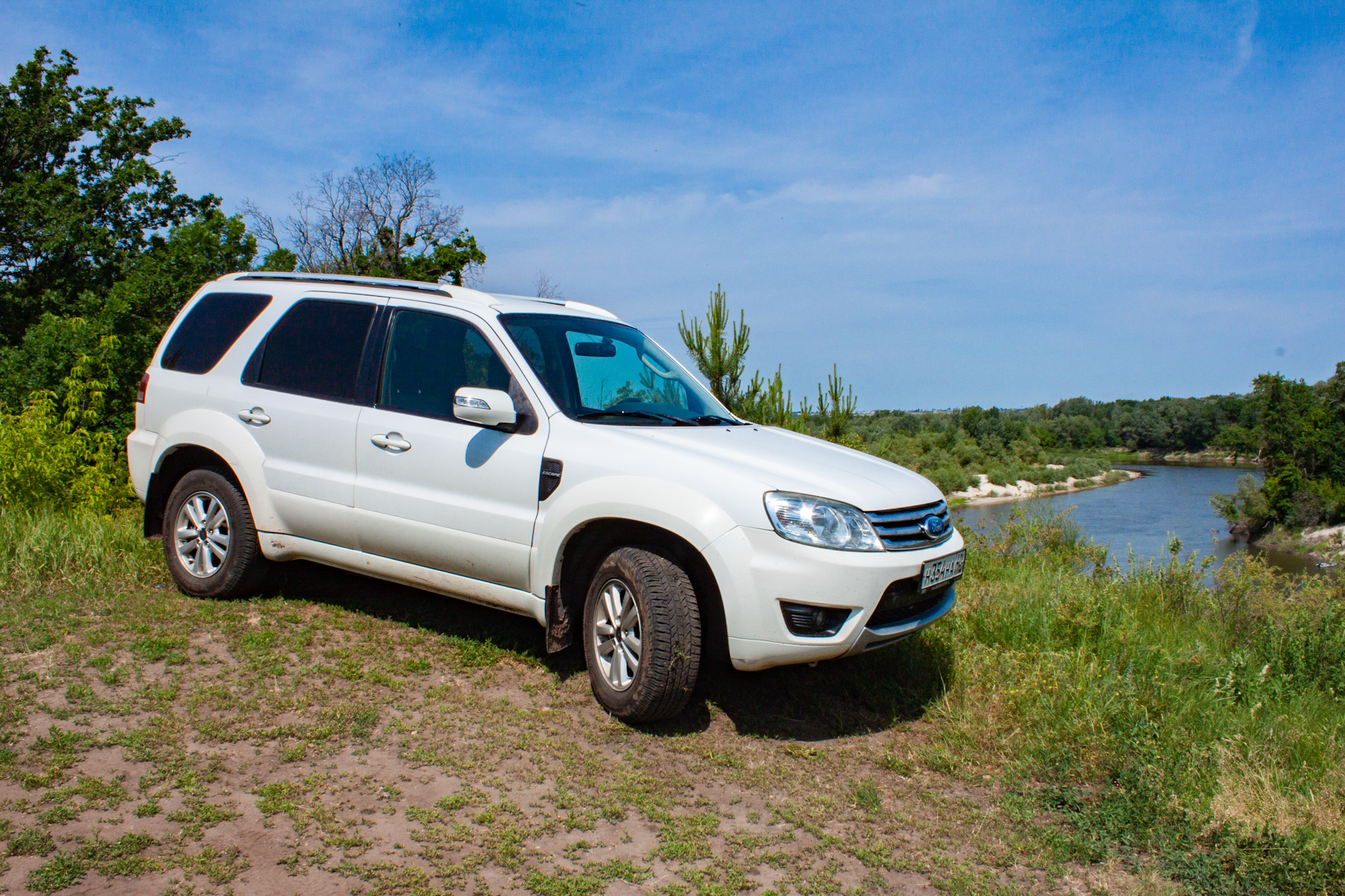 Ford escape 2008 тайвань. Форд Эскейп 2008. Форд Эскейп тайванец. Форд Эскейп 2 Тайвань.