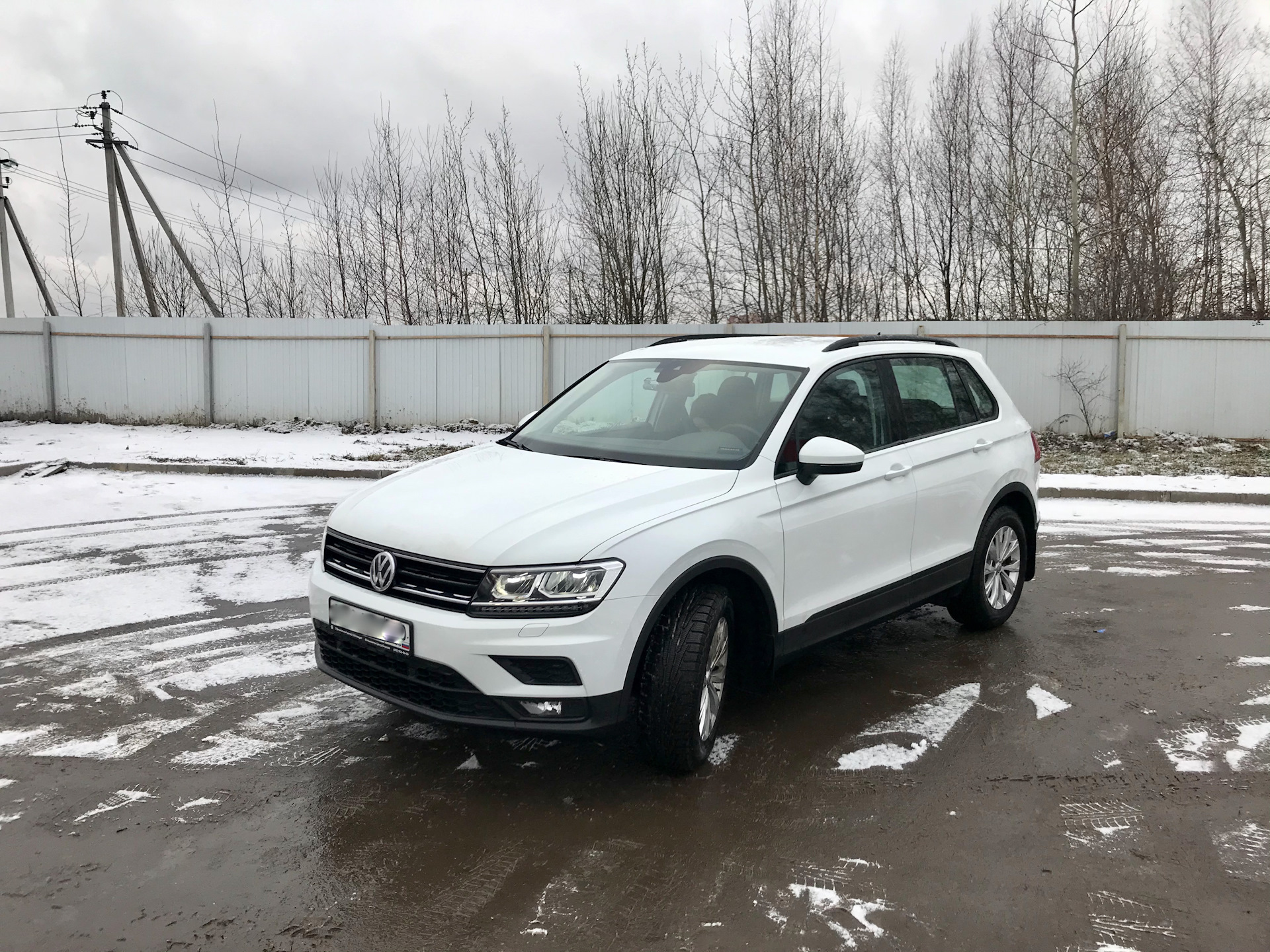 Винтер эдишн. Тигуан Винтер. Tiguan Winter Edition. Тигуан Винтер эдишн черный. Tiguan Winter Edition 2010 черный.
