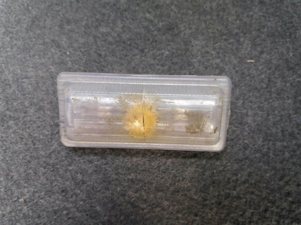 старый — Mercedes-Benz E-Class (W124)