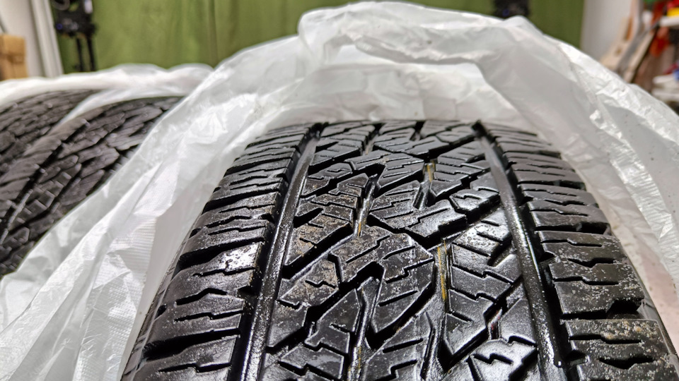 Шины всесезонные Lassa 215/65 R16, штампованные диски WV 16 на ...