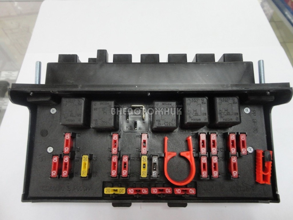 Взаимозаменяемость между блоками предохранителей Ваз 2114-15 - Lada 2114, 1,5 л,