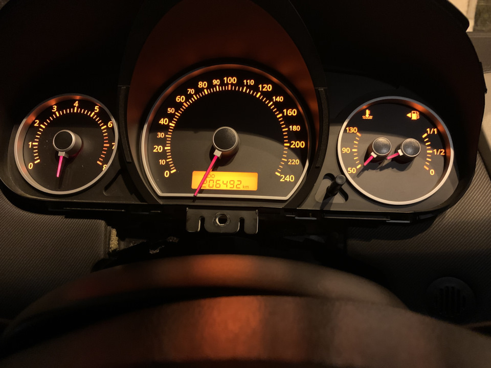 Приборная панель — KIA Ceed (1G), 2 л, 2008 года | аксессуары | DRIVE2