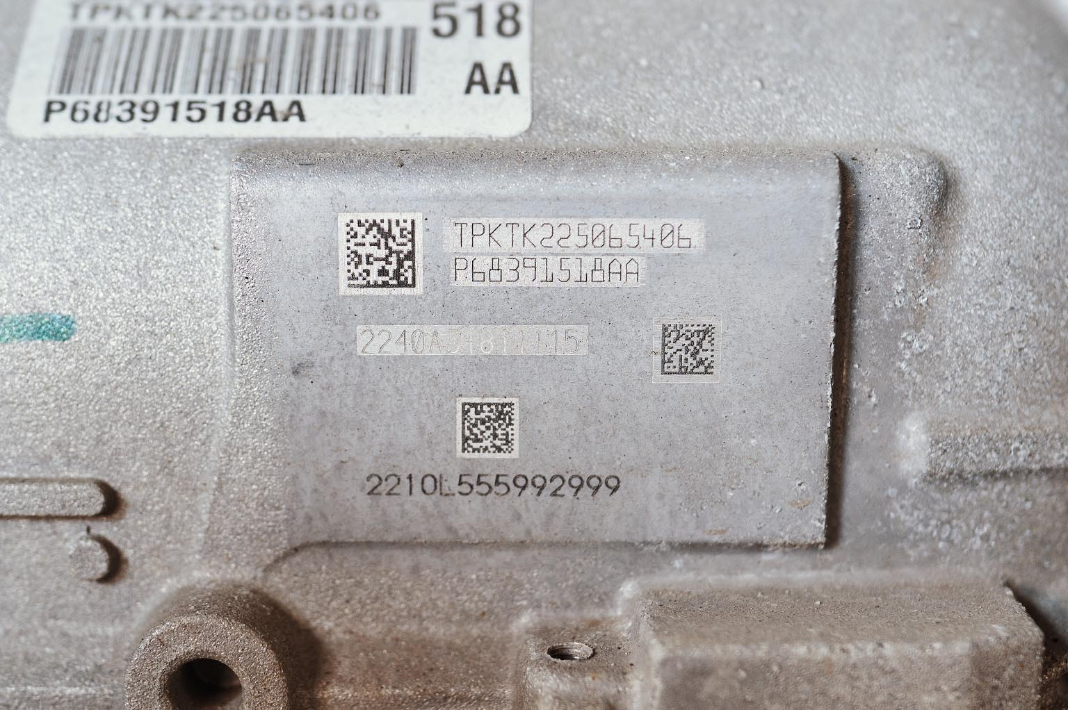 АКПП коробка VIN z8nbaabd0h0048148. АКПП VIN xw8zzz61zdg067125. Где находиться номер на блоке управления АКПП zf8hp65a. Керхер Advance mc50 где найти заводской номер двигателя.