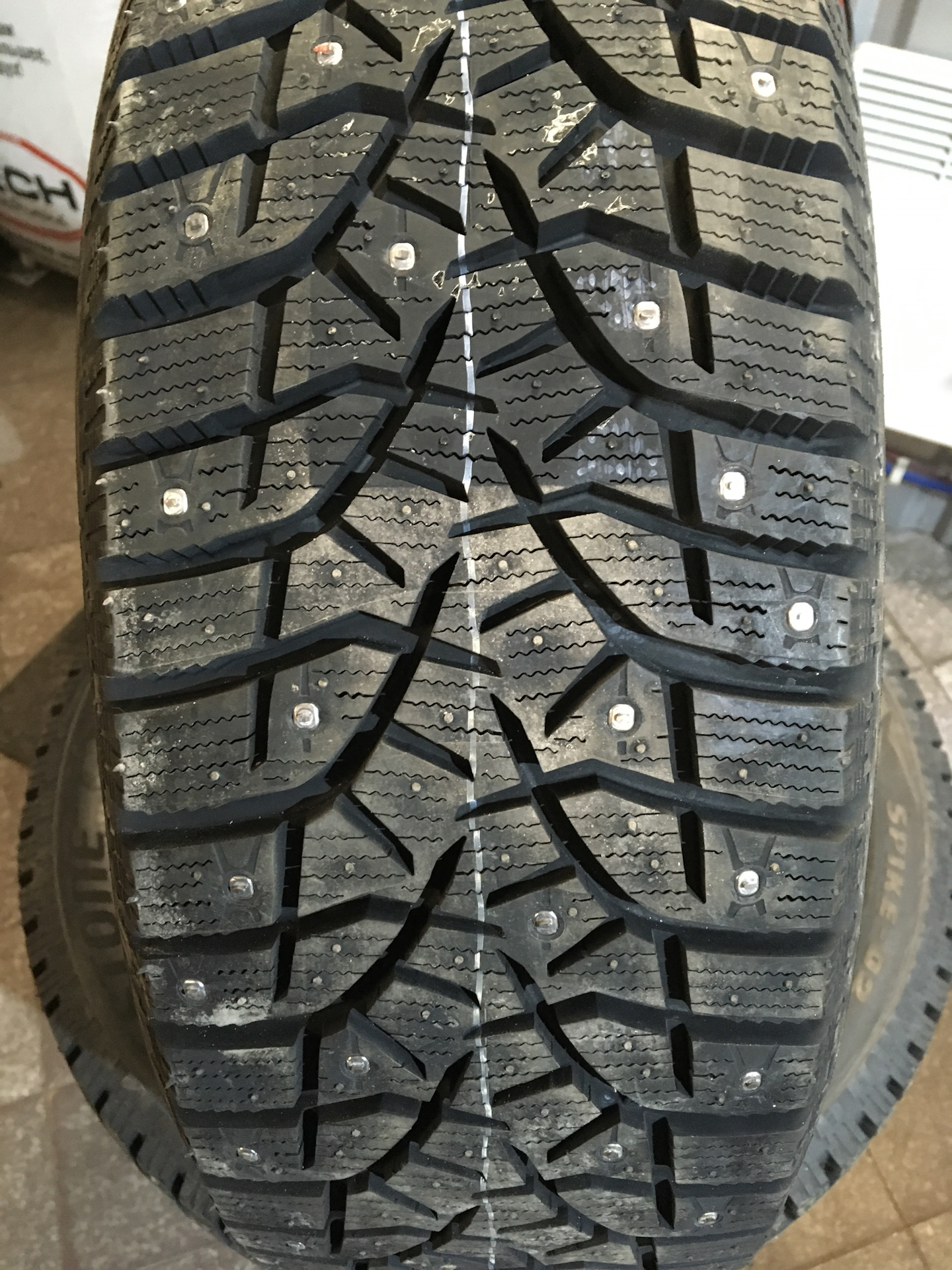 Bridgestone blizzak spike-02 175/65 r14. Bridgestone blizzak spike-02. Bridgestone blizzak spike-02. 175/65 r14 82t bridgestone blizzak spike-02. Шина bridgestone blizzak spike-02 suv.