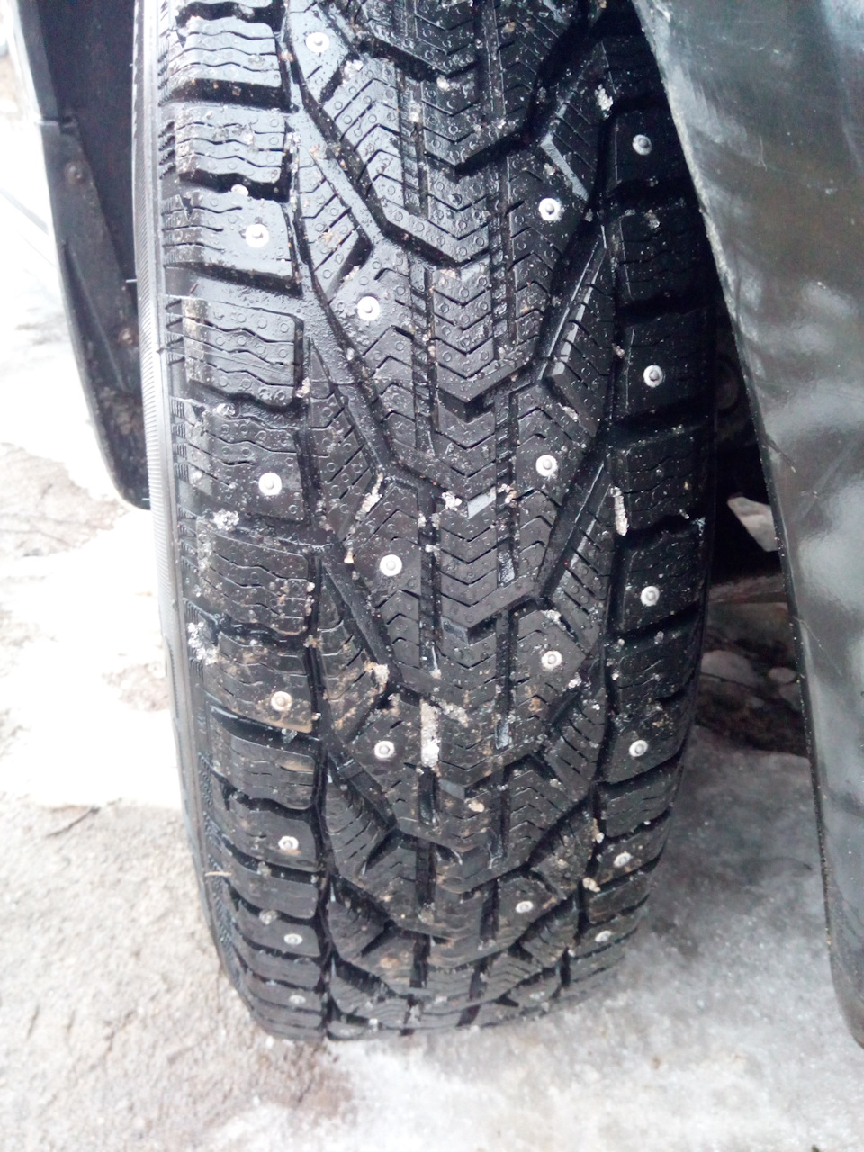 Приобрел новую резину Kormoran Stud 2 — Renault Logan (1G), 1,6 л, 2011 ...