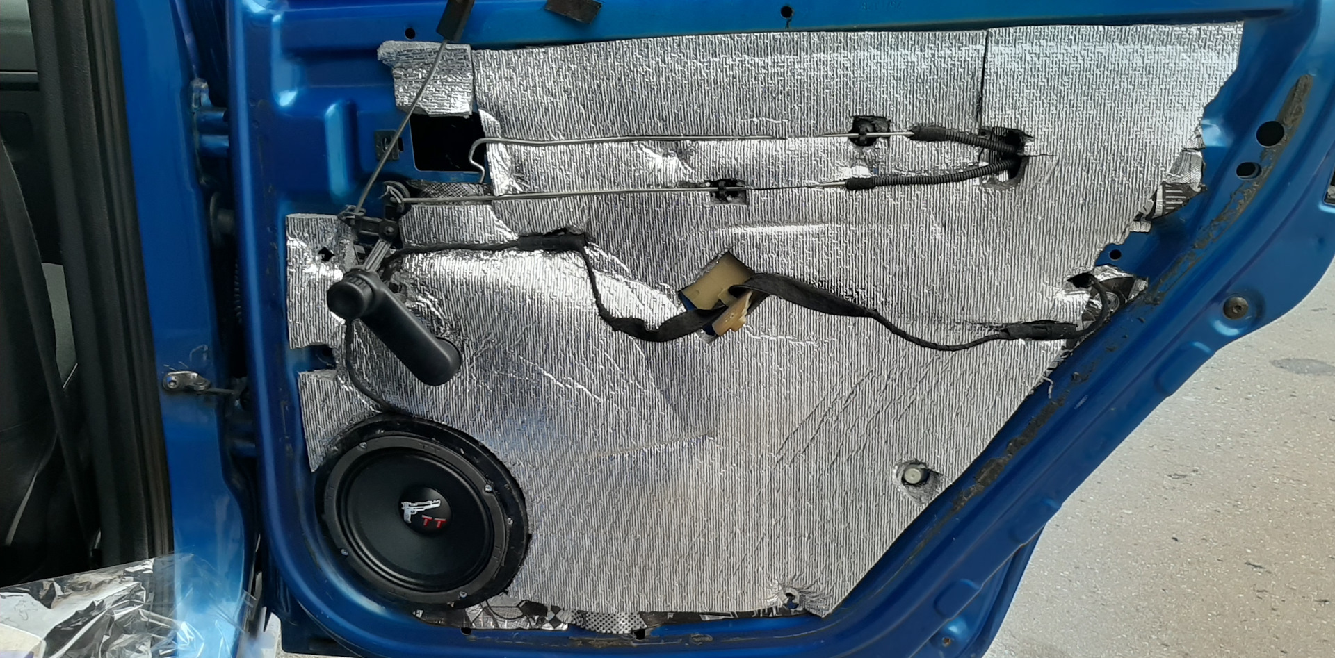 динамики рено логан 1. 5 см в рено дастер. 16. передние динамики рено логан 1. динамик jvc 330w.