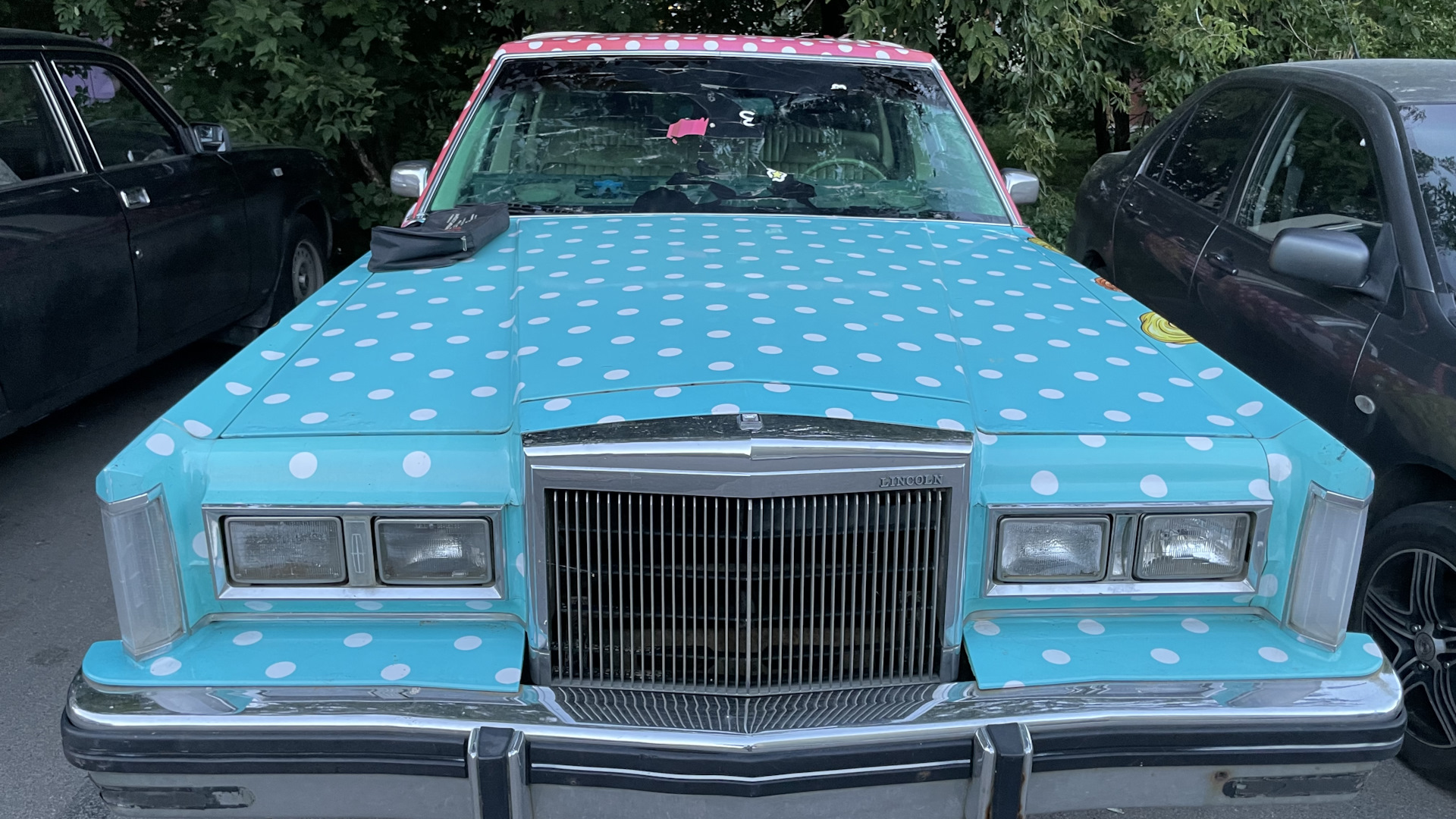 Lincoln Town Car I 5.0 бензиновый 1982 | V8, 5.0 1982 «PinUp» на DRIVE2