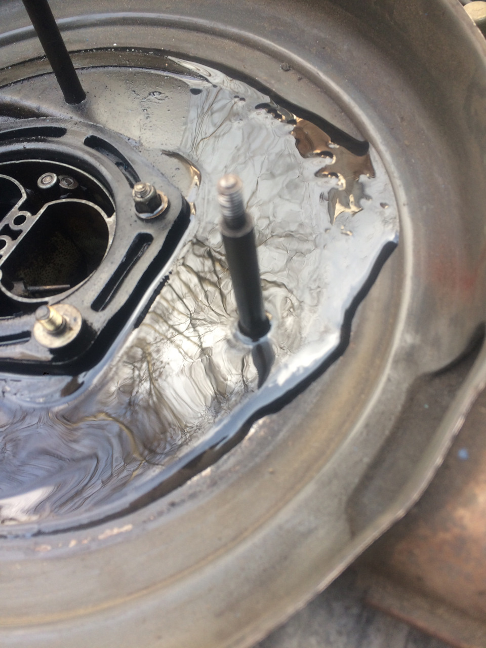 Давит масло из сапуна — ЗАЗ 1102, 1,1 л, 1991 года | поломка | DRIVE2