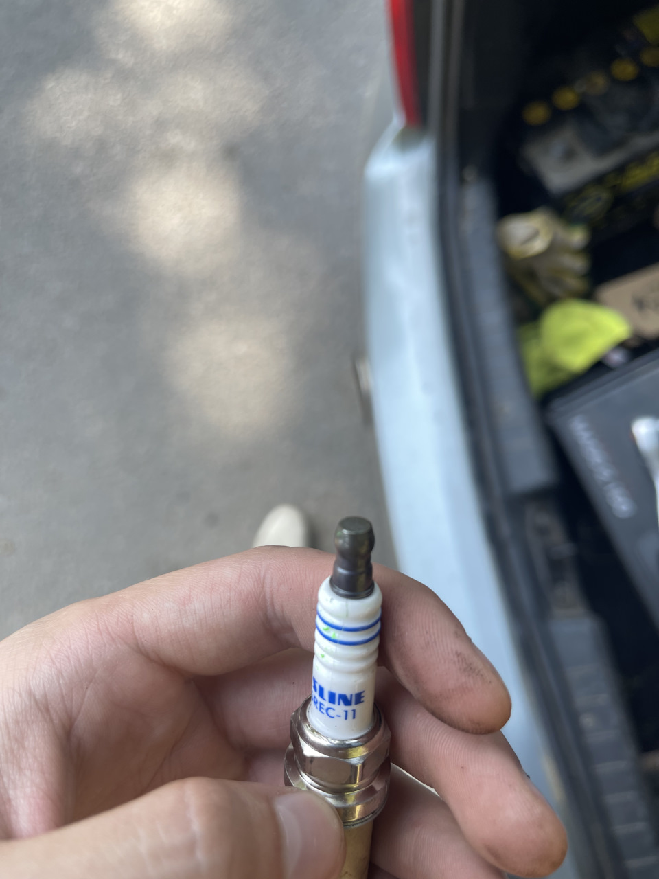 Какое же г**но. Отзыв о свечах зажигания Tesline tl11 — Lada Приора ...