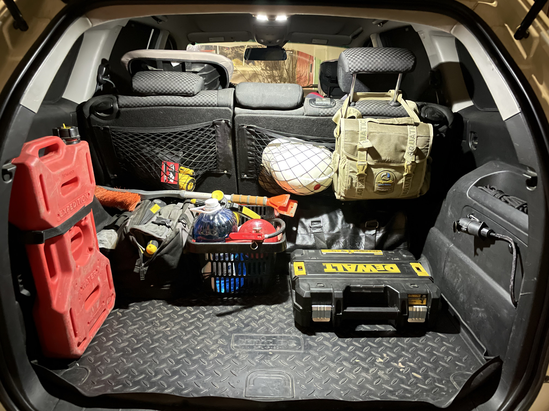 Перенос розетки фаркопа — SsangYong Kyron, 2,3 л, 2012 года | своими ...