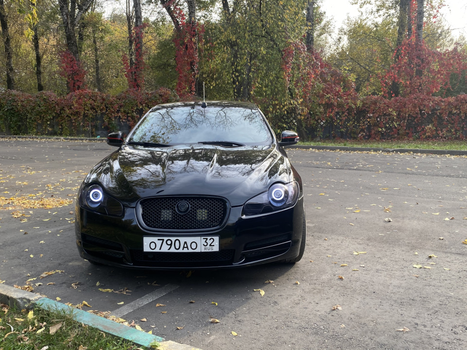 Jaguar XF антихром