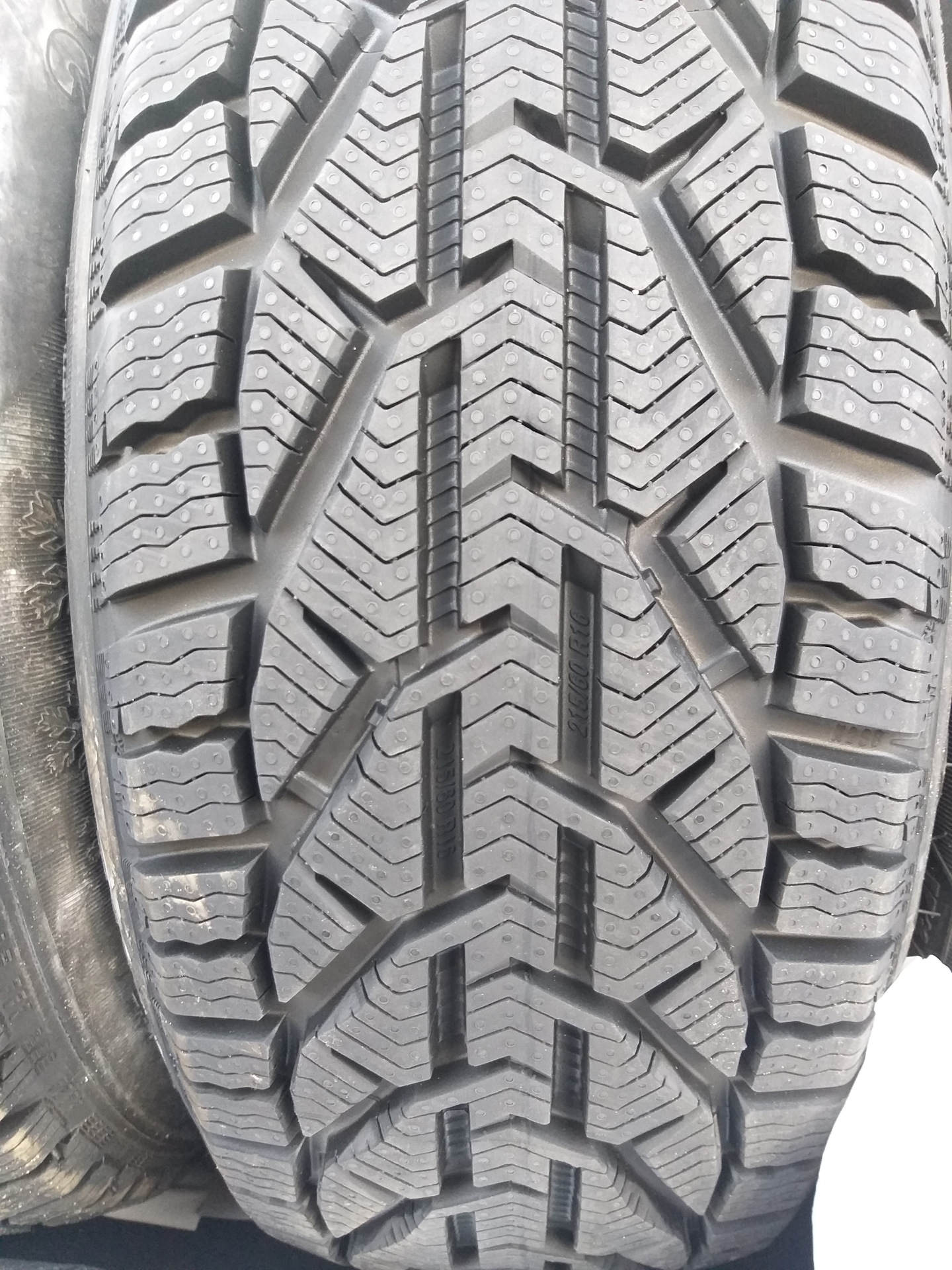 Tigar winter 215. Tigar Winter 215/60. 215/60 R16 Tigar Winter 99h. Tigar Winter 205/60 r16. 215/60/16 99h Tigar Winter.