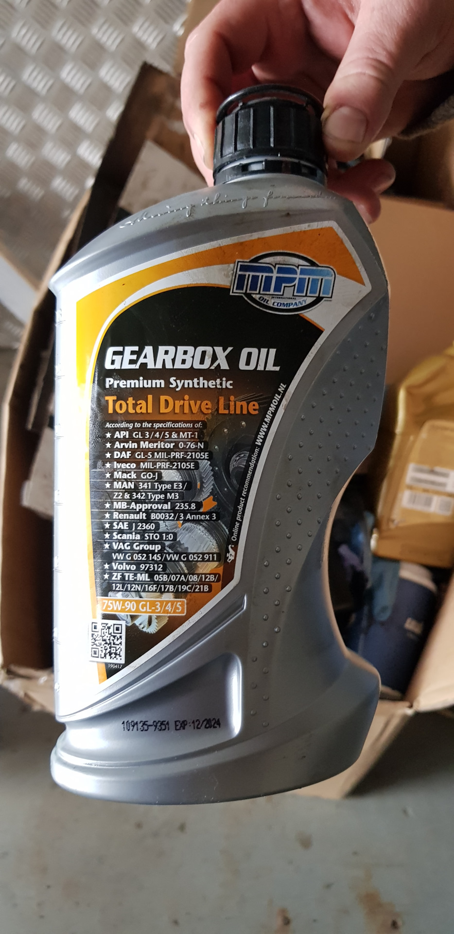 Замена задних пружин и амортизаторов и обслуживание раздатки и мостов ...