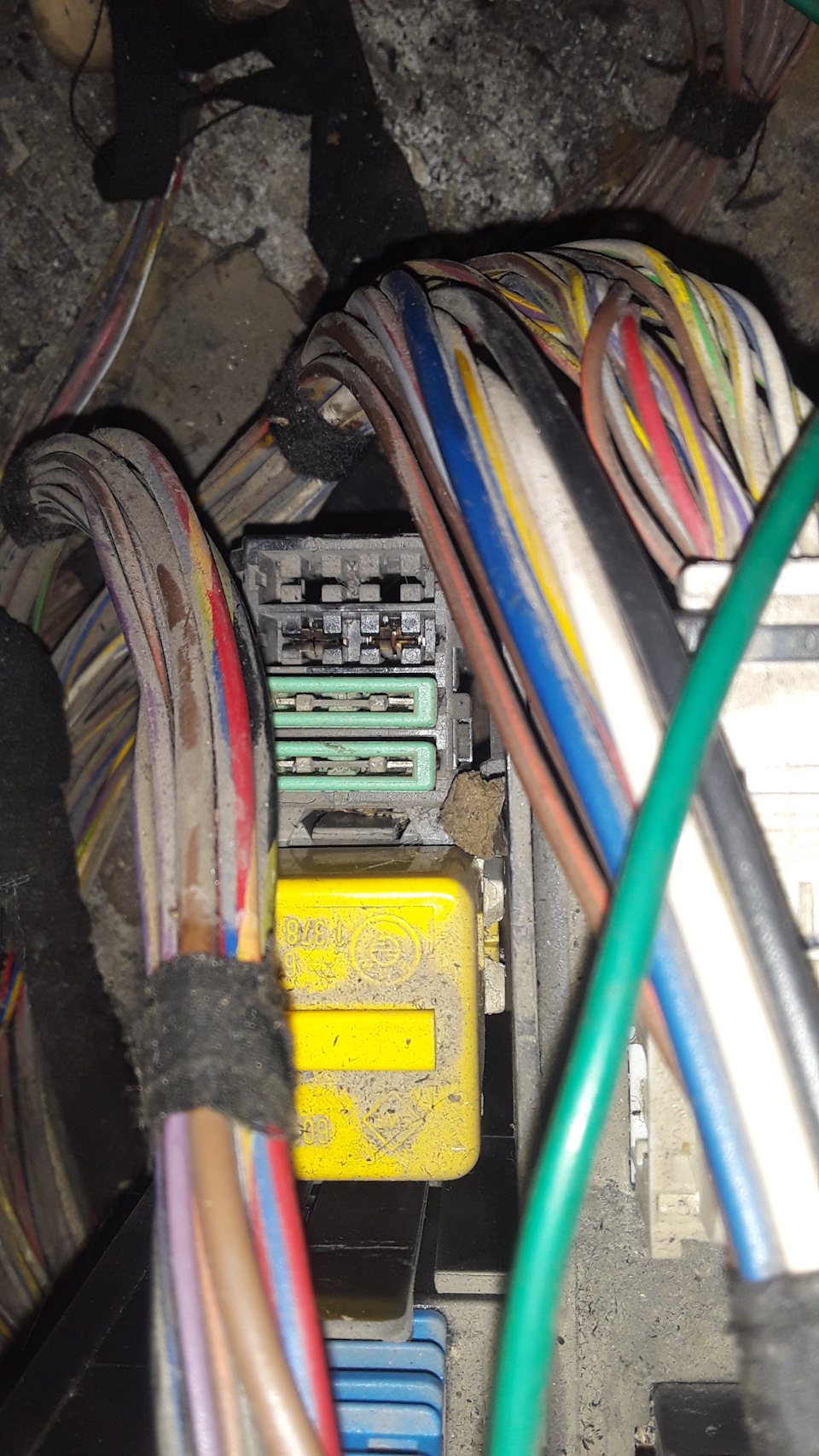 Утечка тока, сажает аккумулятор и пару слов о мафоне — BMW 5 series ...