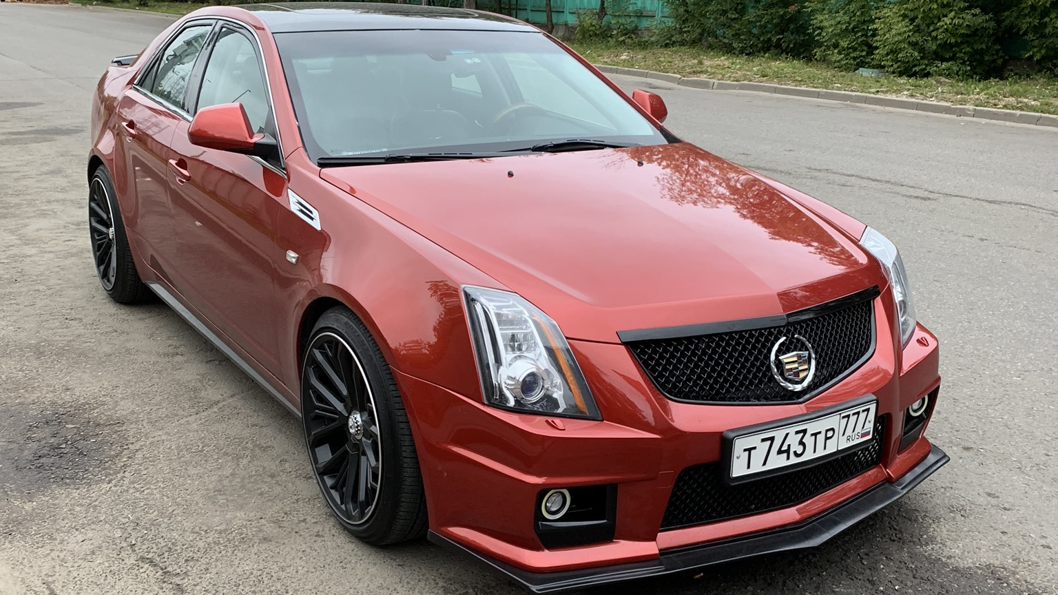 Cadillac CTS оранжевый