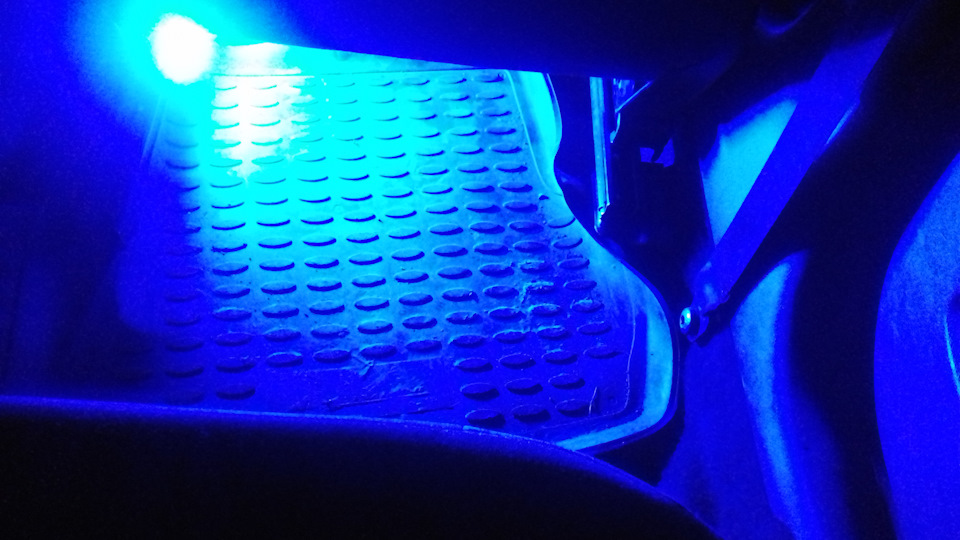 Подсветка в ноги… — DRIVE2