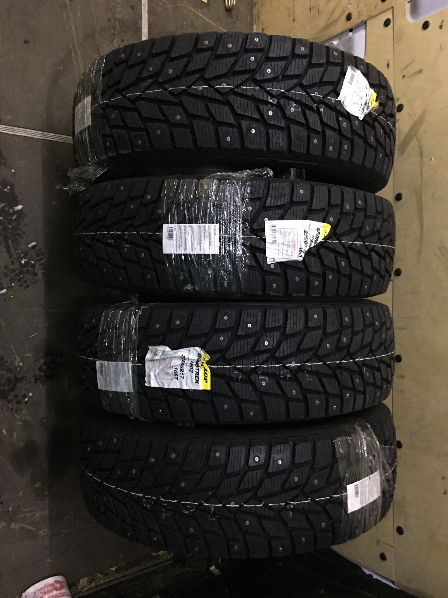 Dunlop grandtrek ice 225 65 r17. Dunlop grandtrek ice 225 65 r17