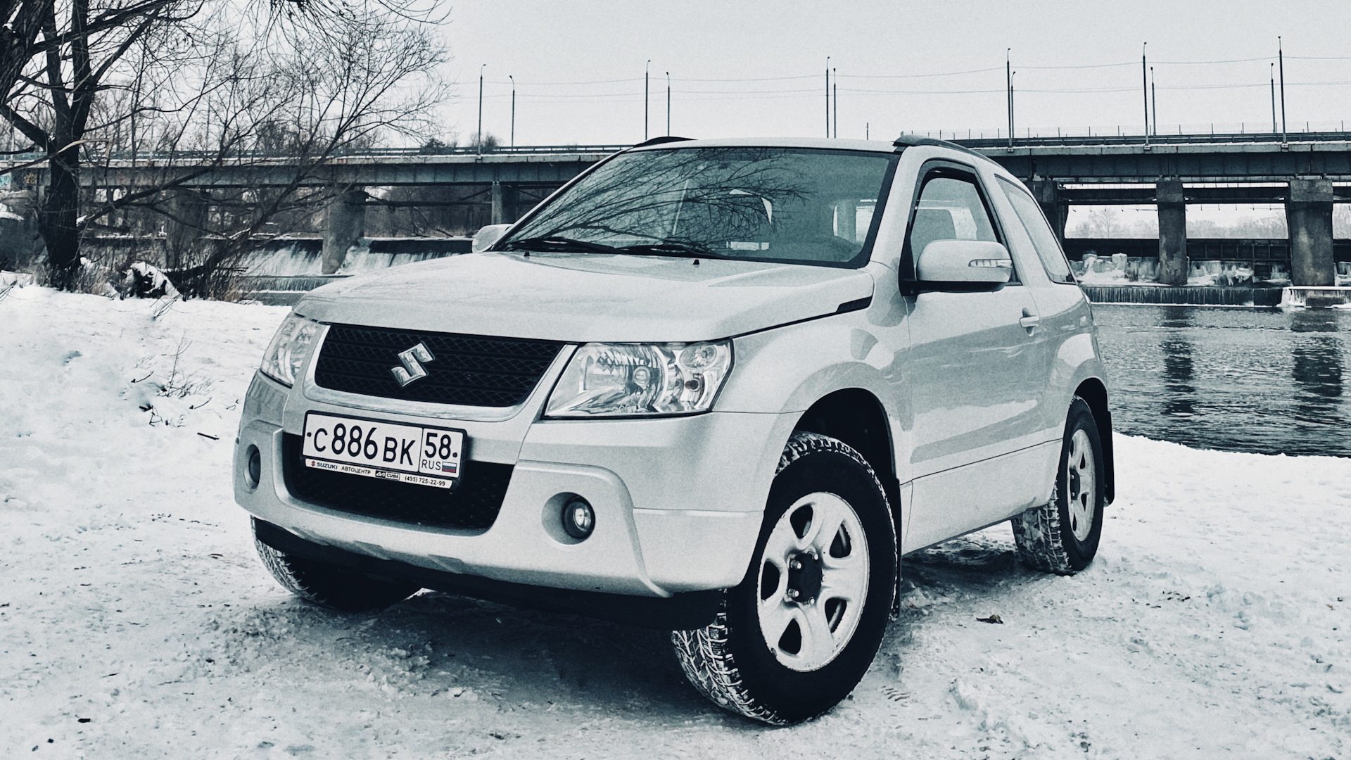 Suzuki Grand Vitara (2G) 1.6 бензиновый 2008 | 1,6 литровый боец на DRIVE2