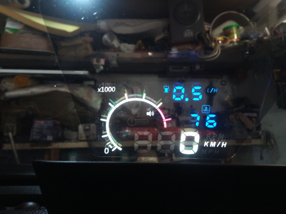 Установка hud на автомобиль