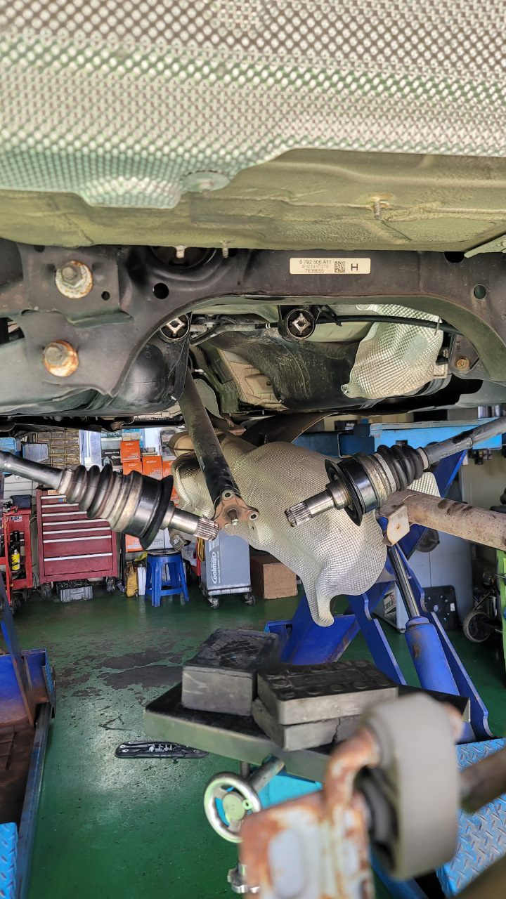 Вибрация по кузову после замены масла и сальников привода редуктора ...