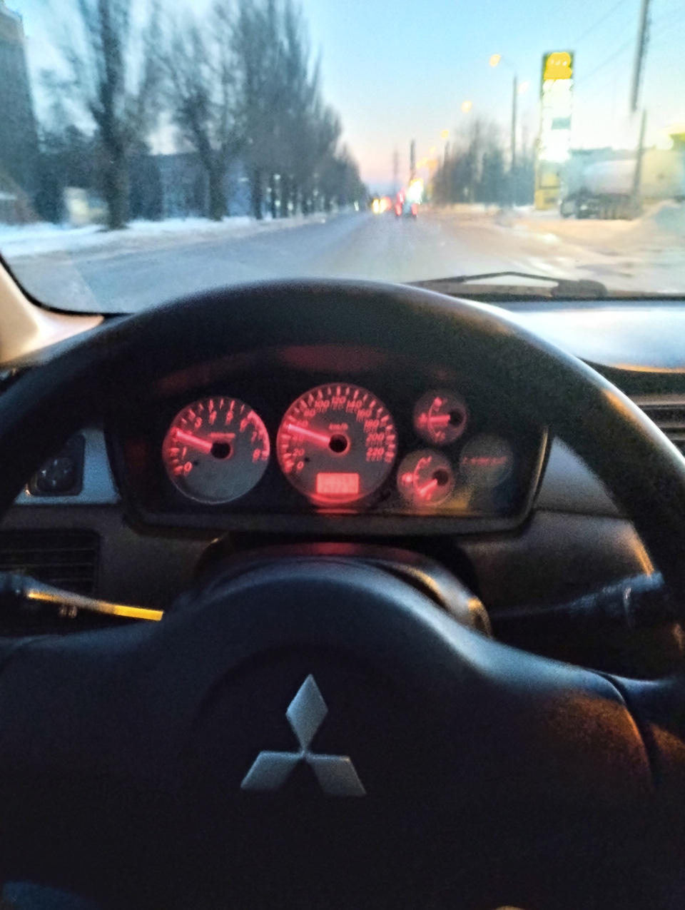 Расход масла — Mitsubishi Lancer IX, 1,6 л, 2006 года | наблюдение | DRIVE2