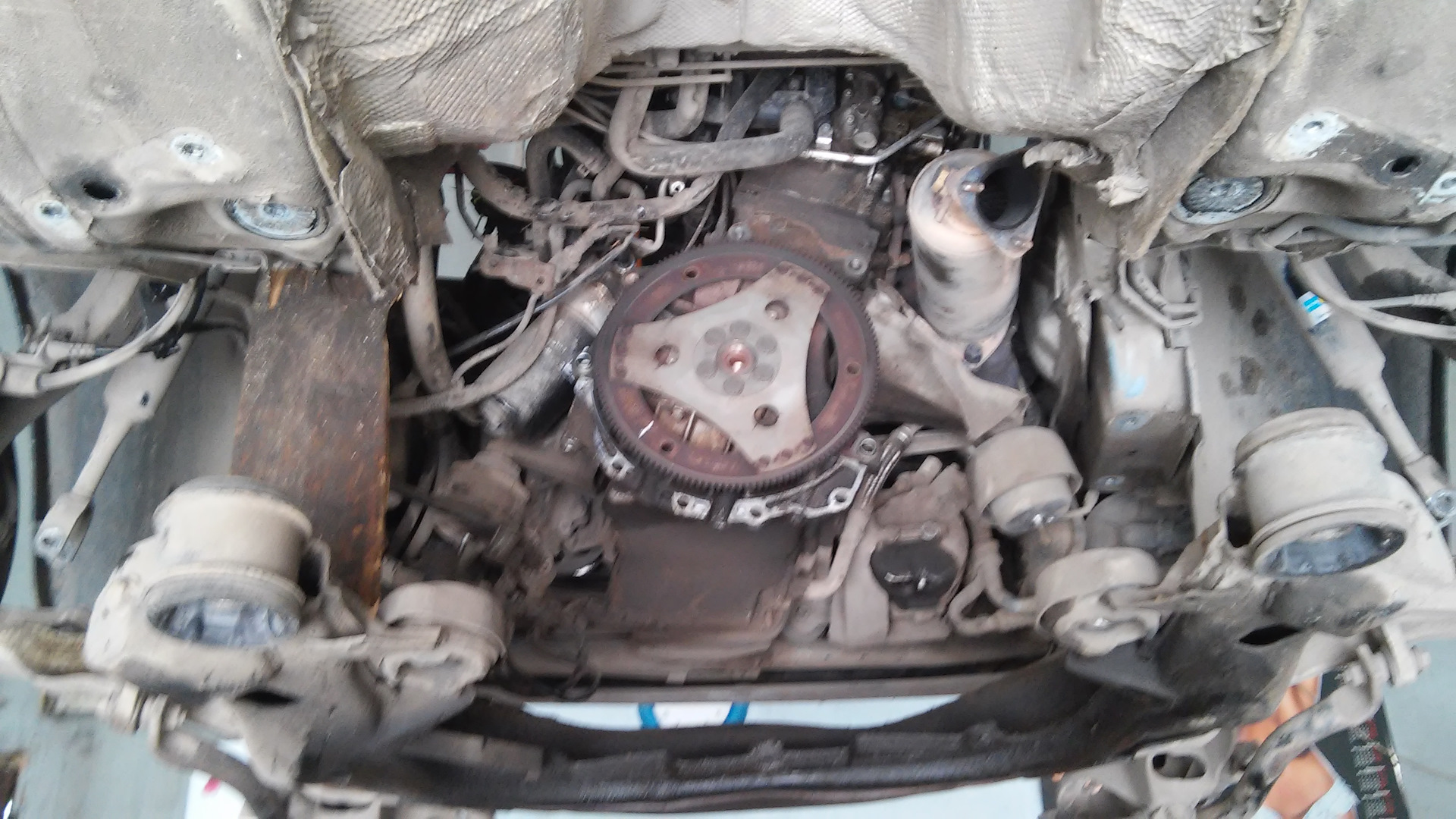 Сальник АКПП 5hp19 первичного вала. Сальник первичного вала АКПП 5hp19 артикул. Замена сальника первичного вала АКПП Ауди а6. Замена сальников на АКПП 5 HP-19.