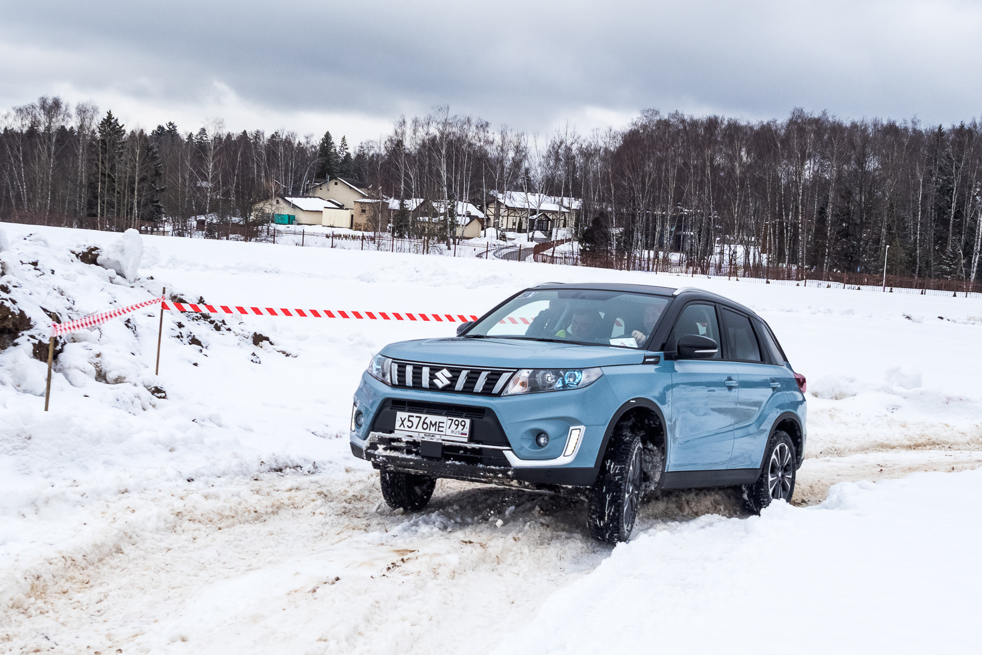 Тест драйвы сузуки. Гранд Витара 2019. Витара Сузуки 2 тест драйв. ТЦ Азимут Дзержинск Сузуки Витара 2019.