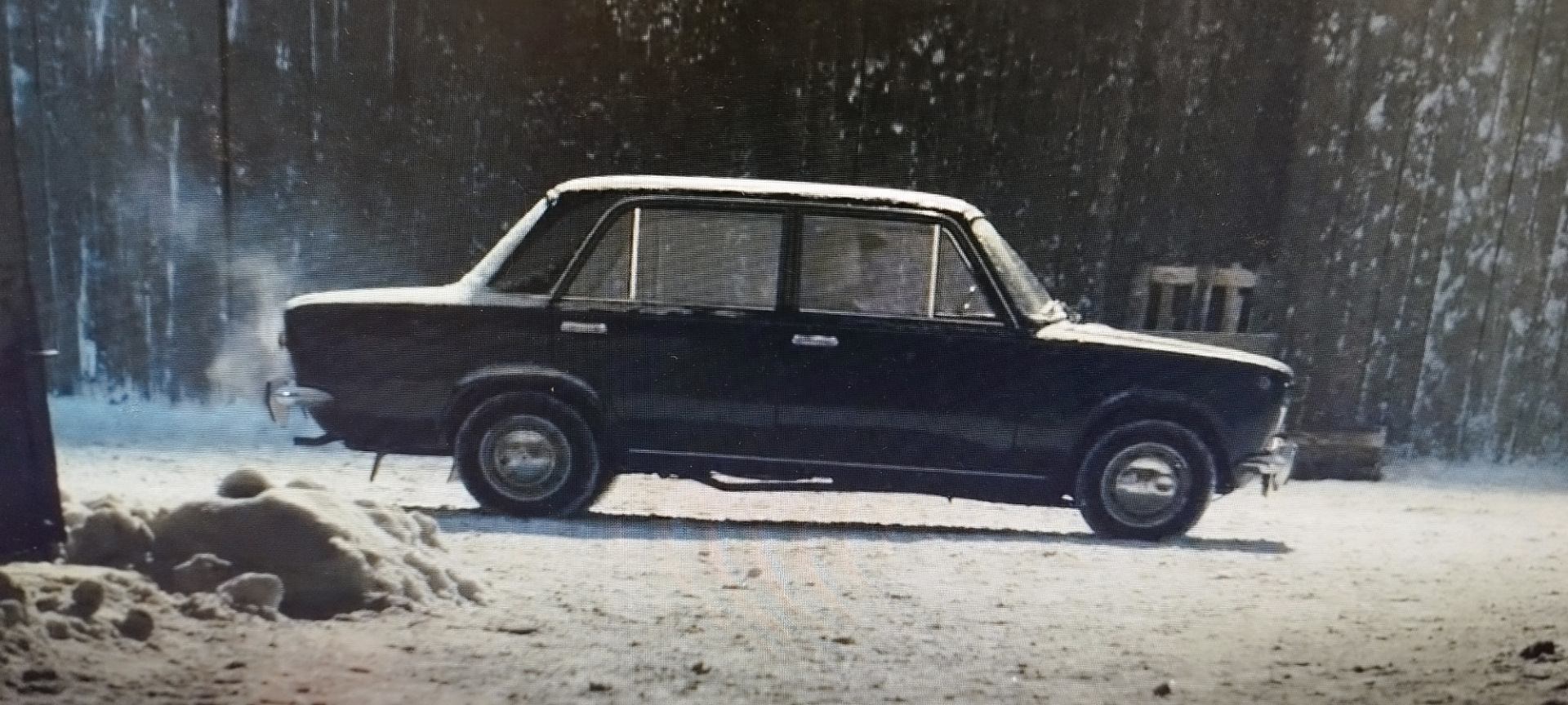 Слово пацана? Что за автомобиль и какого года снялся в сериале? — Lada  2101, 1,2 л, 1974 года | видео | DRIVE2