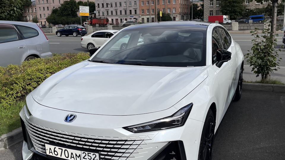 Changan Uni-V 1.5 Turbo