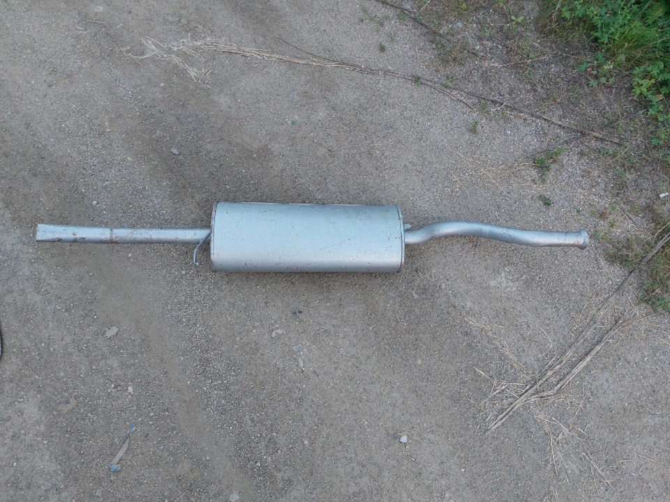 Замена глушителя. Банка от Чирки в Приору. — Lada Приора хэтчбек, 1,6 л ...
