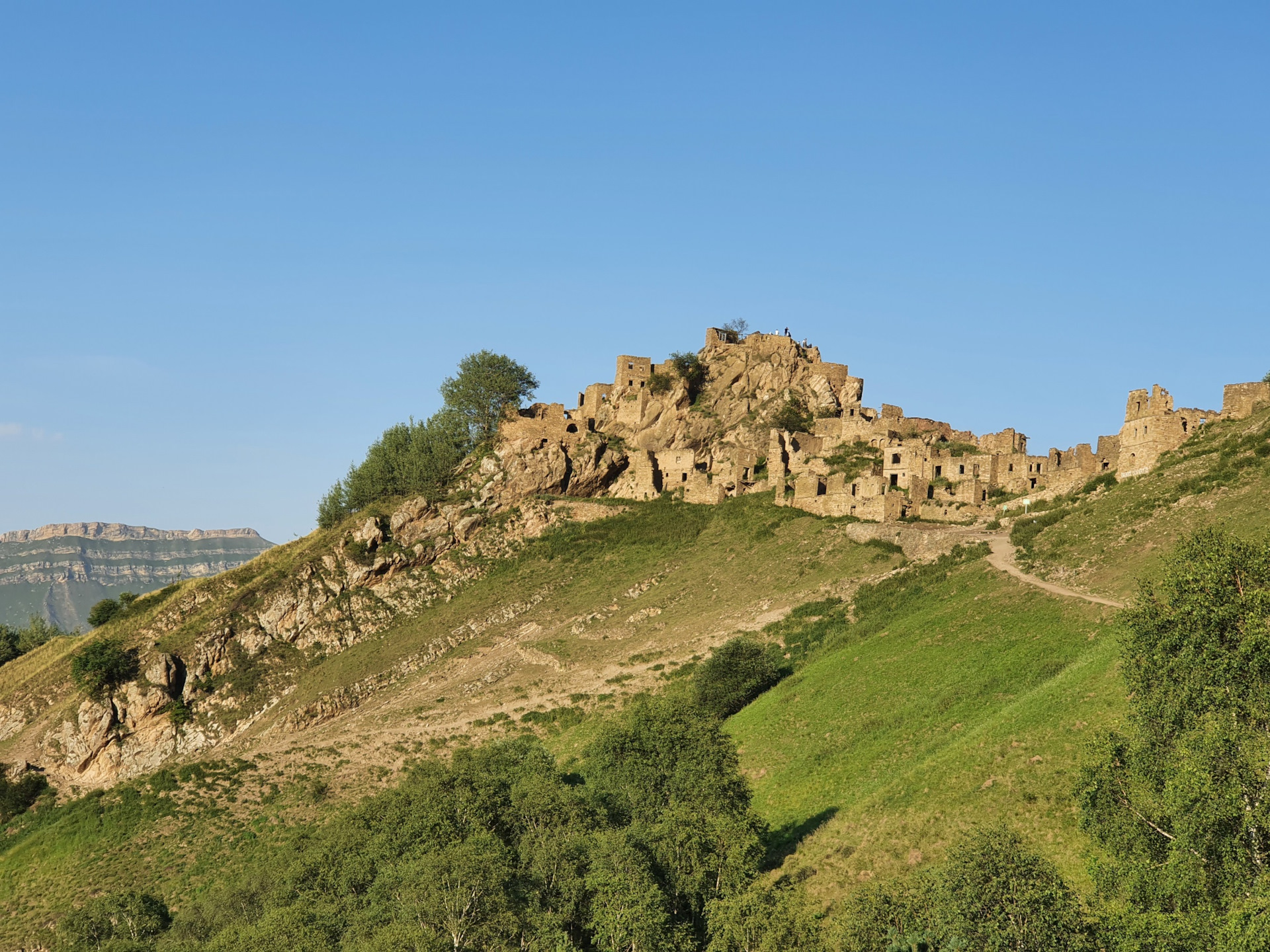 Плачущая гора в дагестане