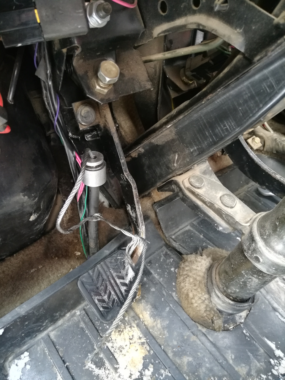 Тросик сцепления, мать его ети… — Ford Econovan, 1,4 л, 1989 года ...