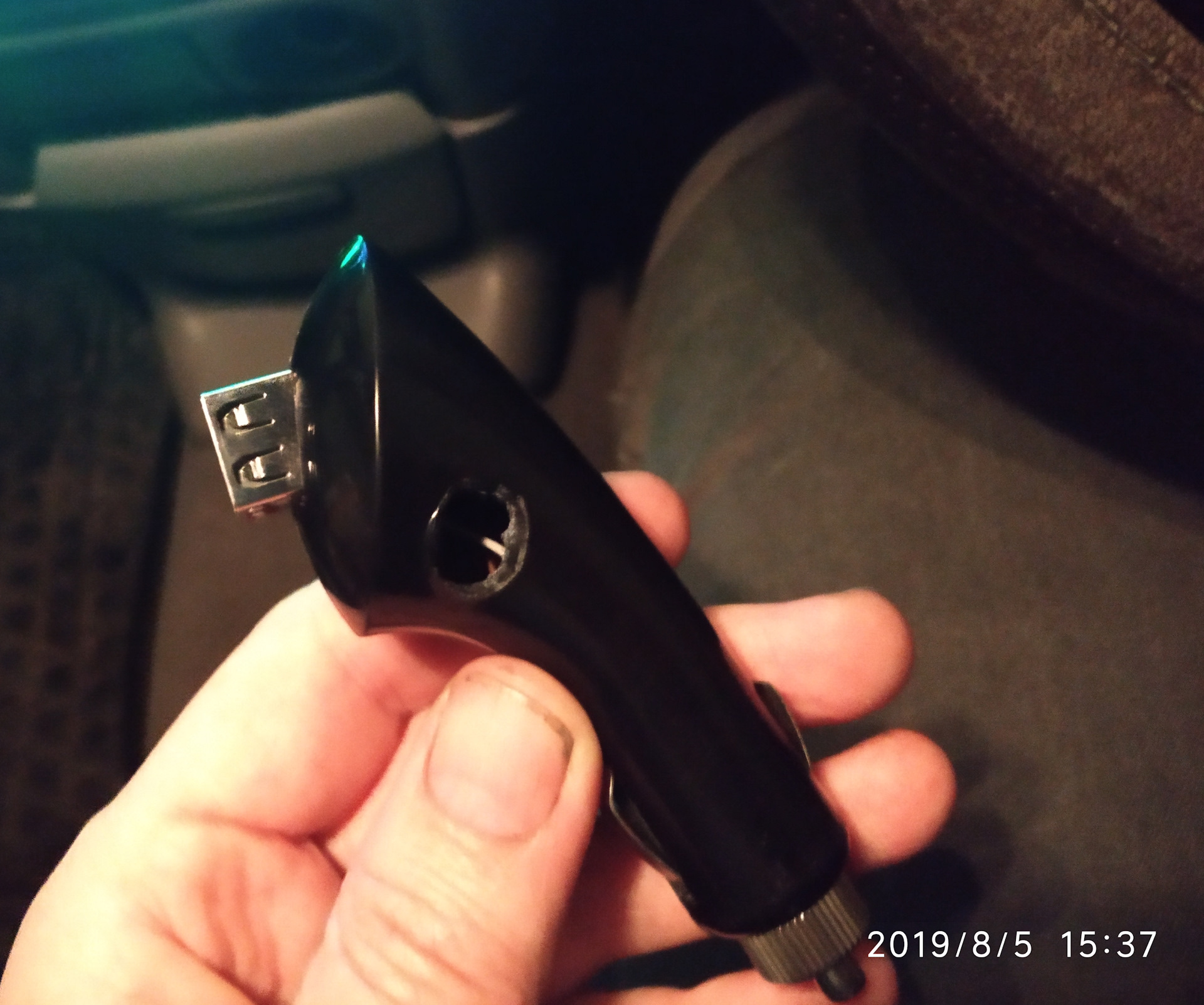 Автомобильный зарядник для телефона с алиэкспресс. — DRIVE2