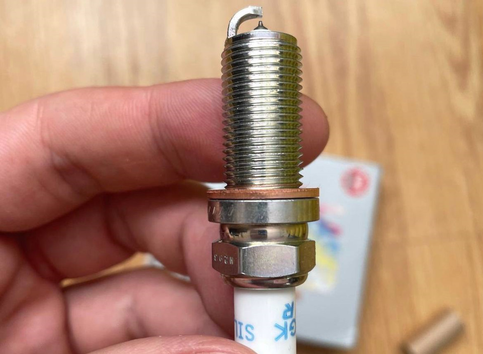 комплект холодных иридиевых свечей зажигания NGK 91006 на Skoda Kodiaq ...