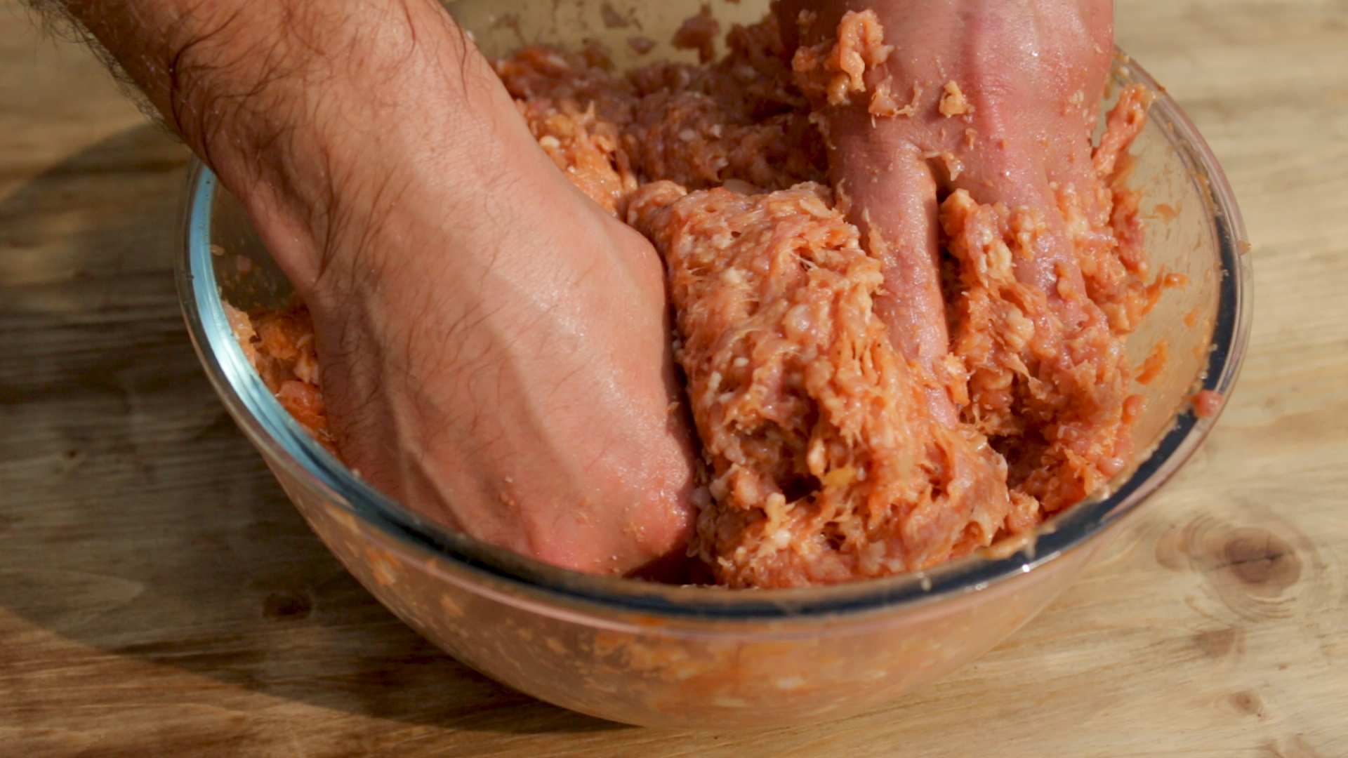 Что приготовить из колбасы и муки. Паштет из колбасы. Домашняя свино говяжья колбаса. Что приготовить из колбасы и муки. Веганская докторская колбаса.