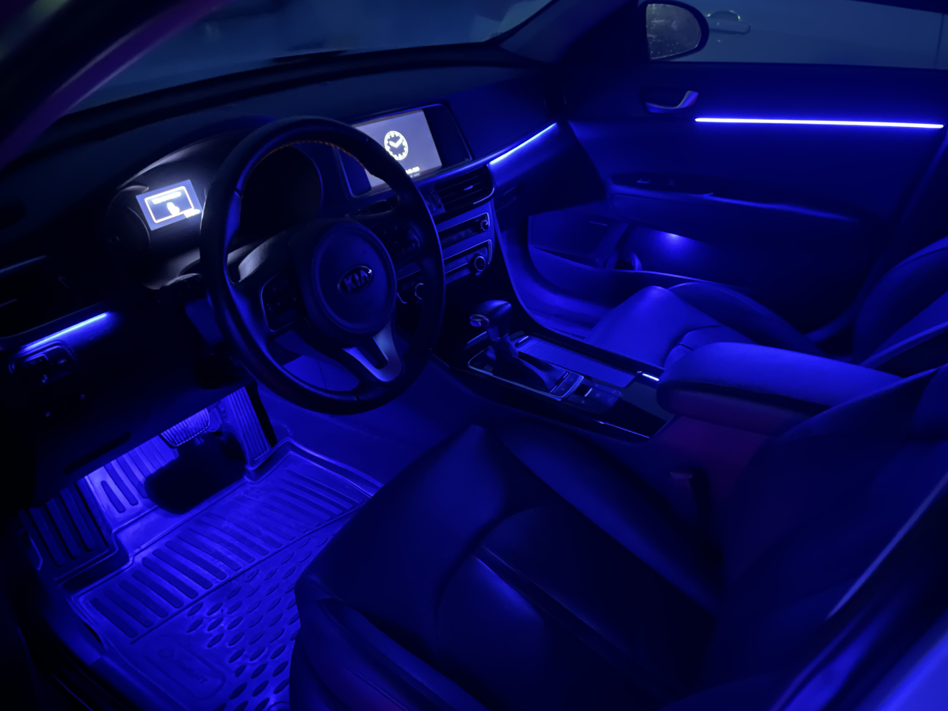 Комфортная подсветка Ambient Lighting