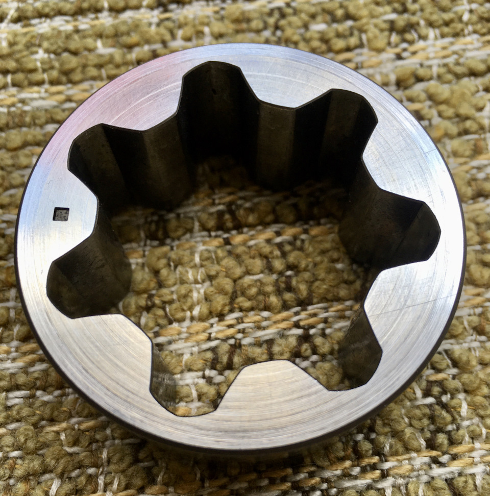 Фото в бортжурнале Volvo XC60 (1G)