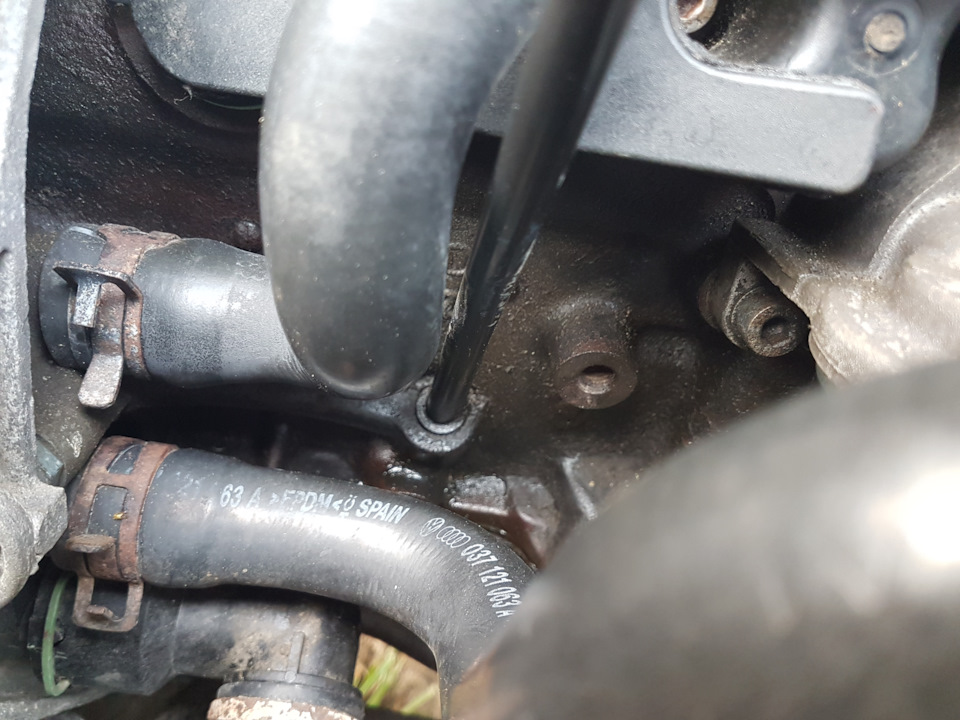 Масло из под трубки щупа. РЕШЕНО! — Volkswagen Golf Mk3, 1,8 л., 1996 ...