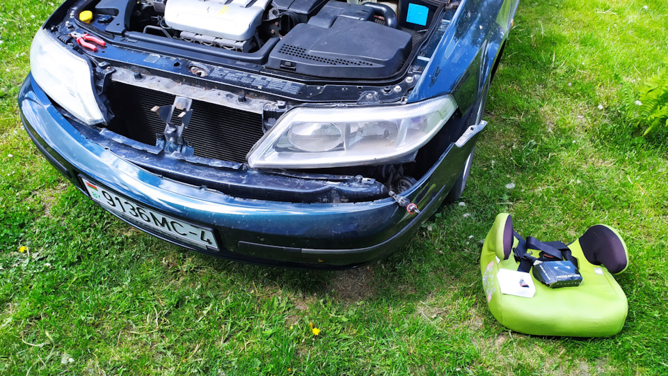 замена ламп птф — Renault Laguna II, 1,8 л, 2001 года | своими руками ...