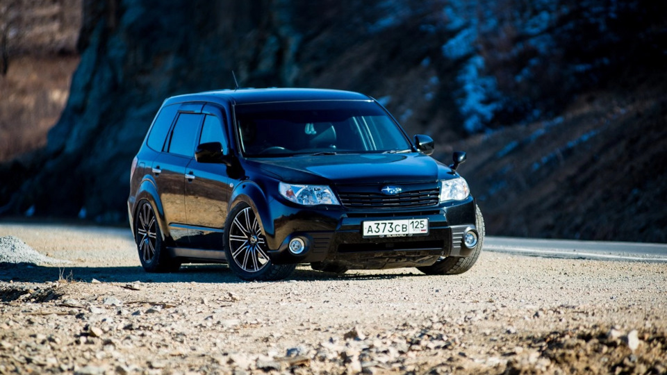 Subaru Forester In Black Skin