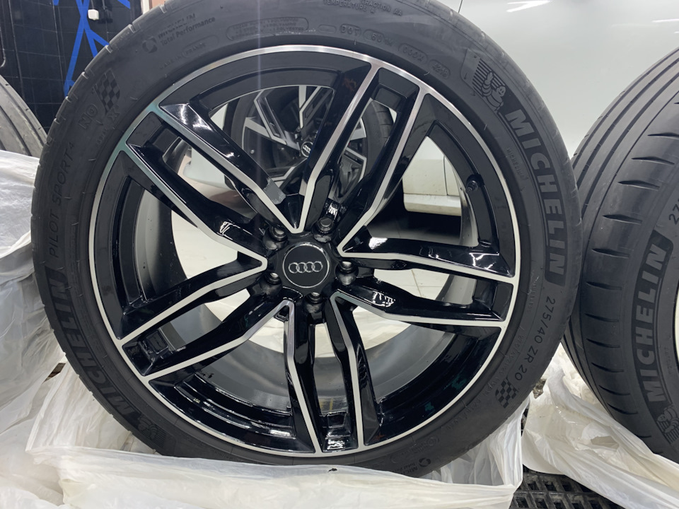 Шины летние Michelin 275/40 R20, литые диски Replay 9Jx20 ET33 5x112 на ...
