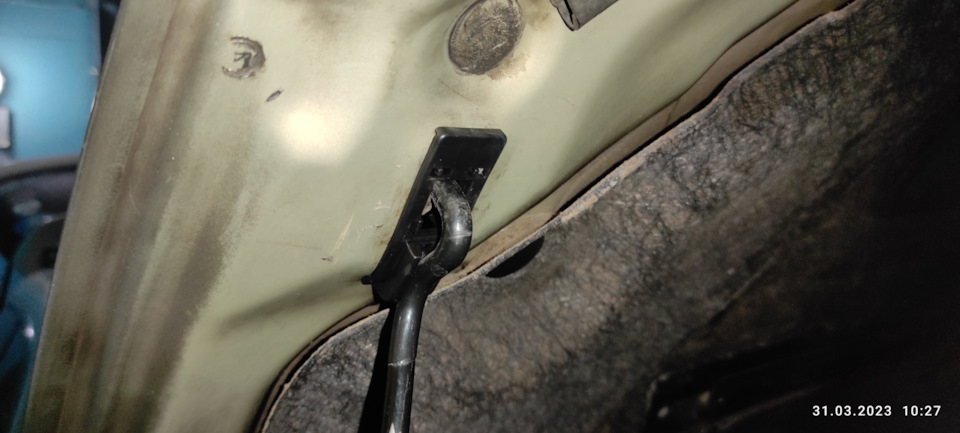 Заглушка упора капота + резинка на направляйку. — Subaru Outback (BP ...