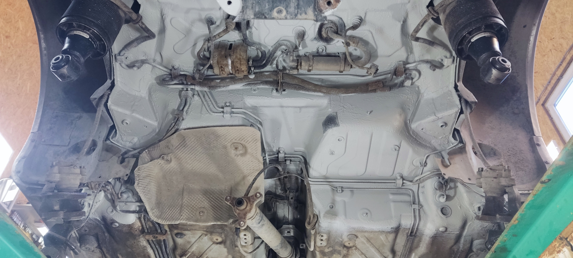 Замена сайлентблоков заднего подрамника Мерседес SL — DRIVE2