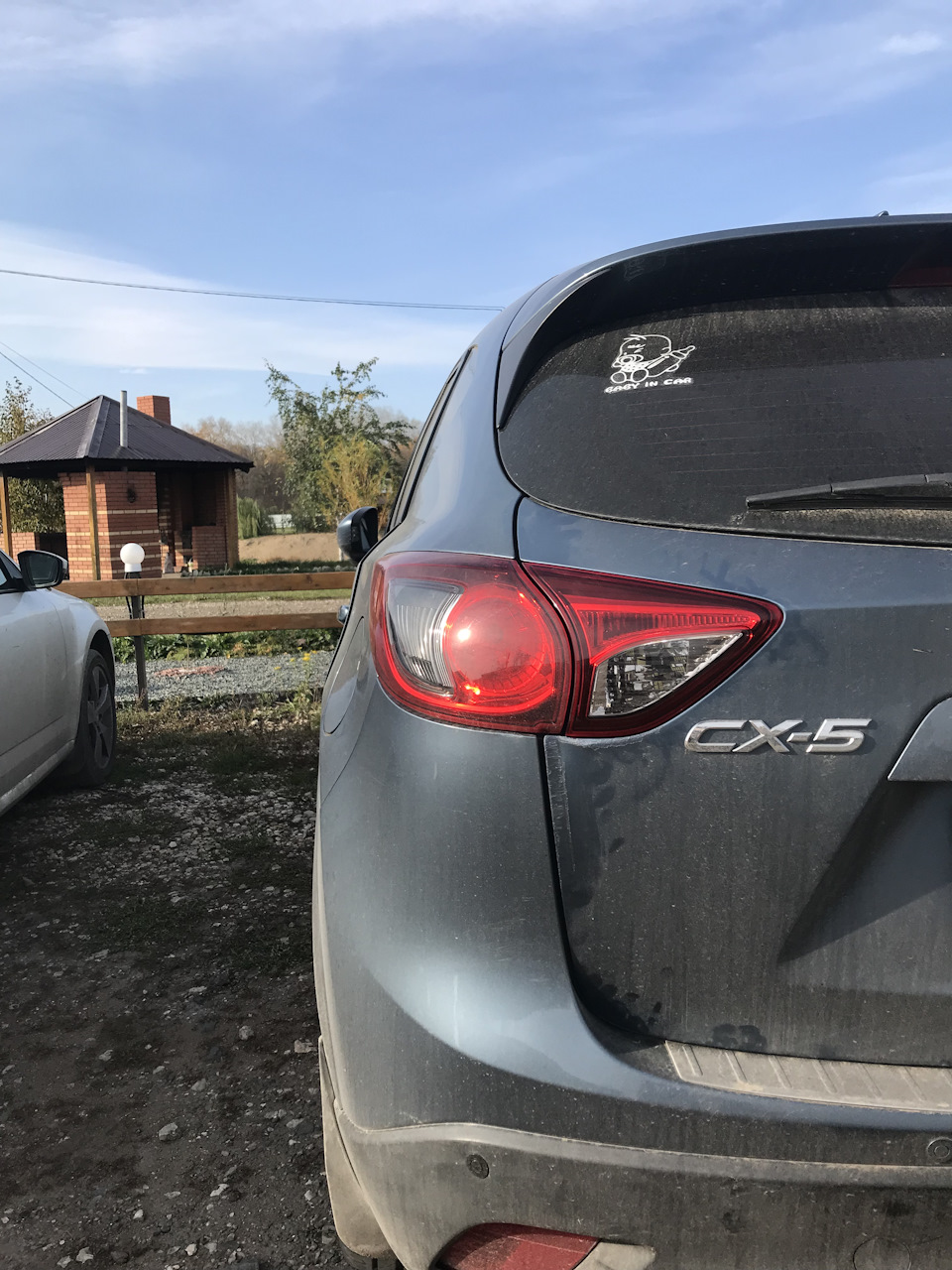 Как снять задний фонарь мазда сх5 Замена заднего фонаря - Mazda CX-5 (1G), 2 л, 2014 года запчасти DRIVE2