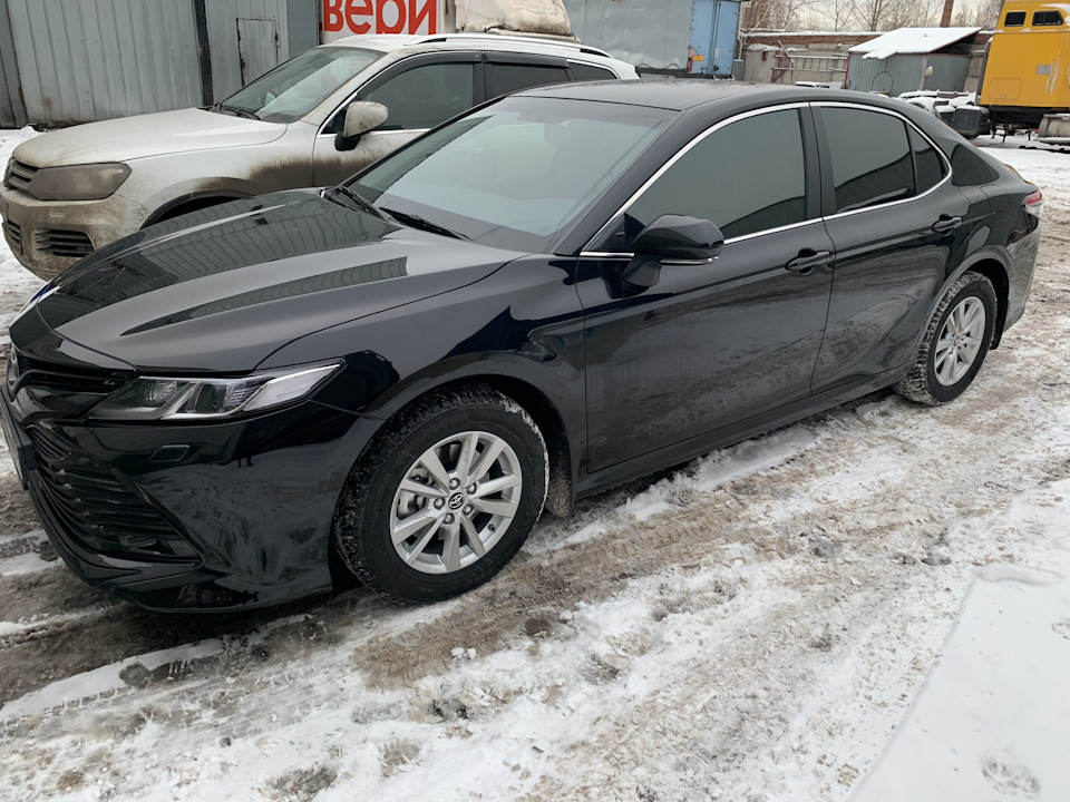 ну и вид снаружи — Toyota Camry (XV70)